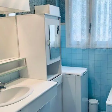 F3 Avec Terrasse, Garage Et Wifi - 4 Couchages - Proche Cures Et Centre - Fr-1-703-113 Appartement *